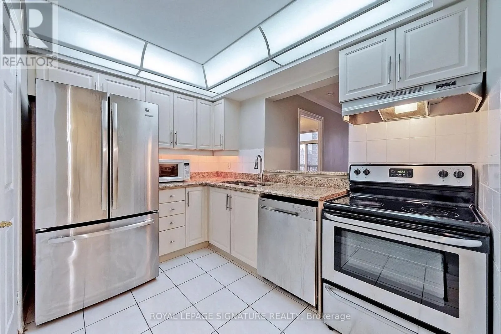 2301 - 5418 YONGE STREET