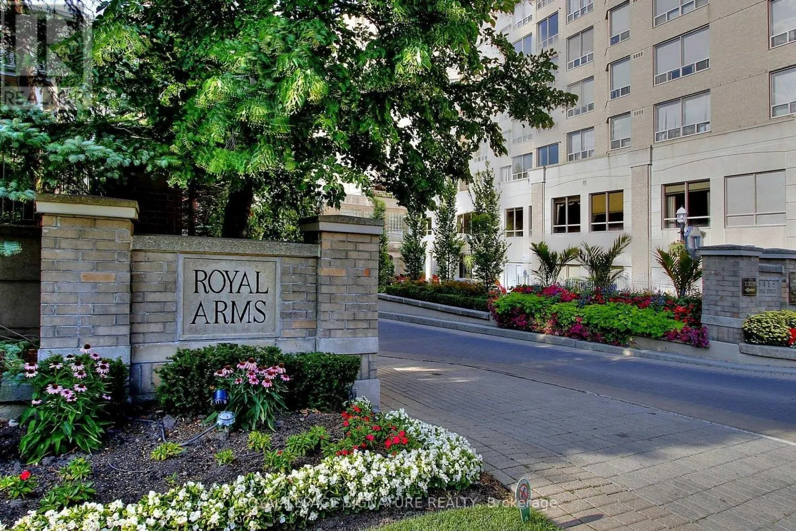2301 - 5418 YONGE STREET