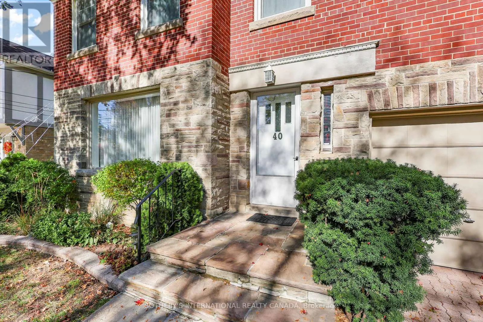 40 TEDDINGTON PK AVENUE