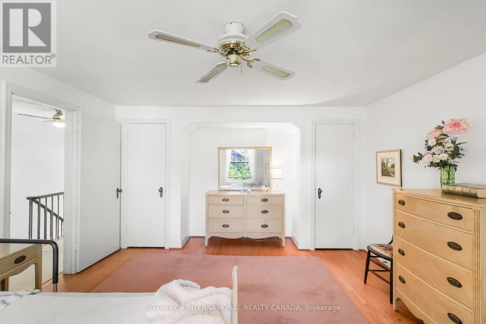 40 TEDDINGTON PK AVENUE