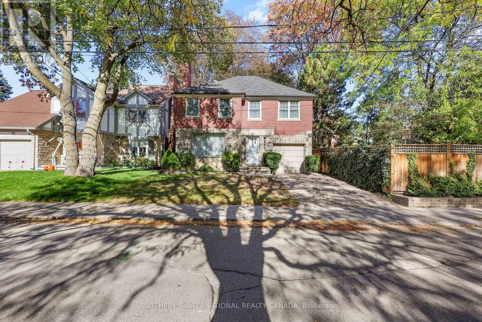 40 TEDDINGTON PK AVENUE