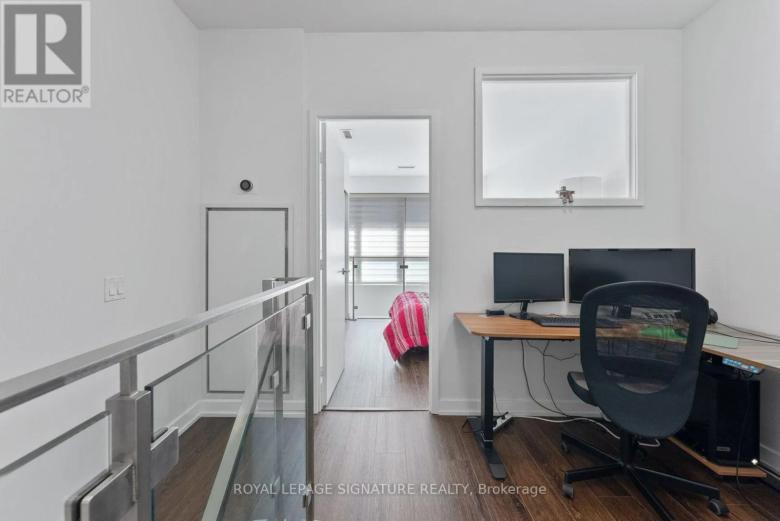 333 - 1030 KING STREET W