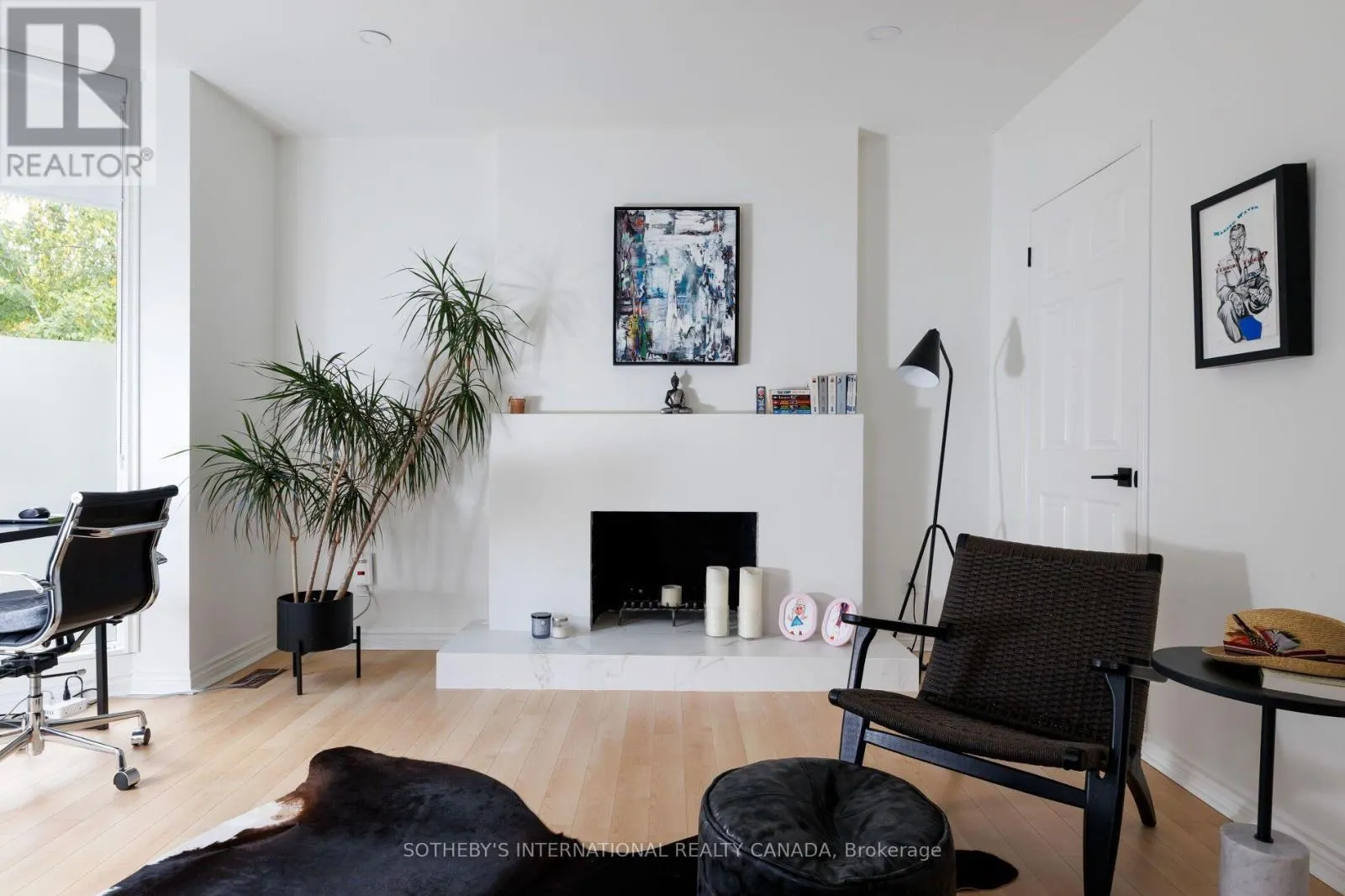 107 MACPHERSON AVENUE