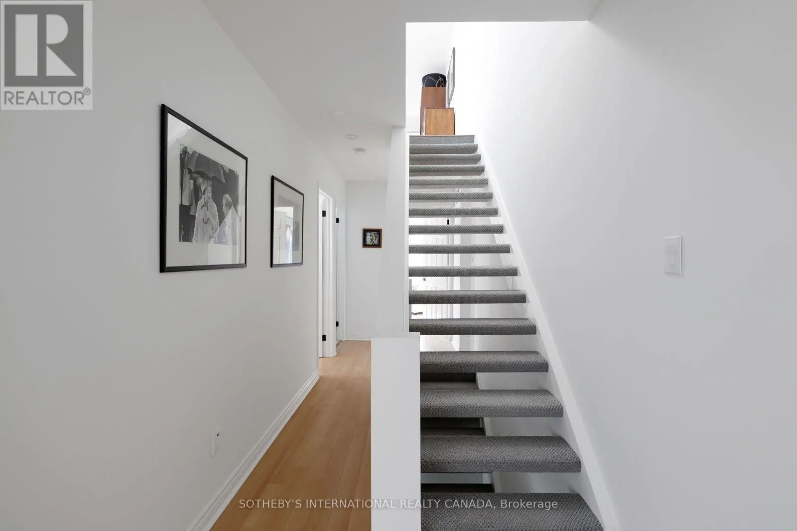 107 MACPHERSON AVENUE