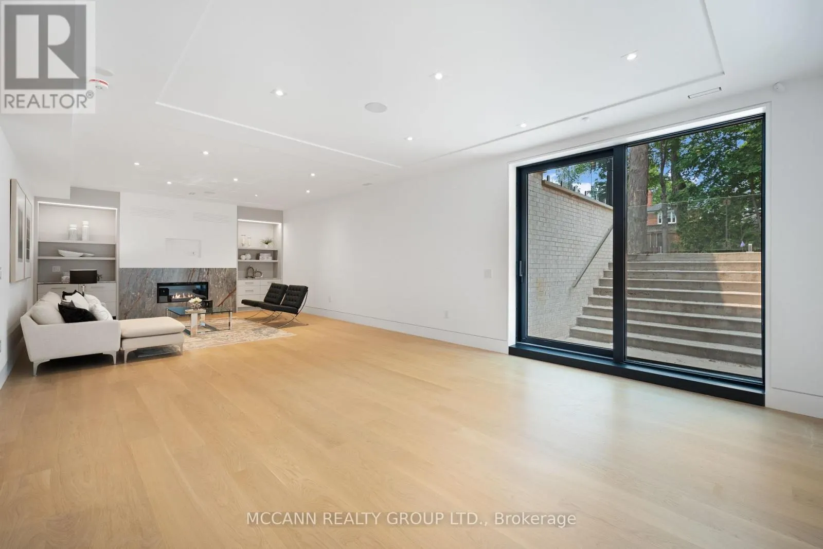 64 GLENGOWAN ROAD