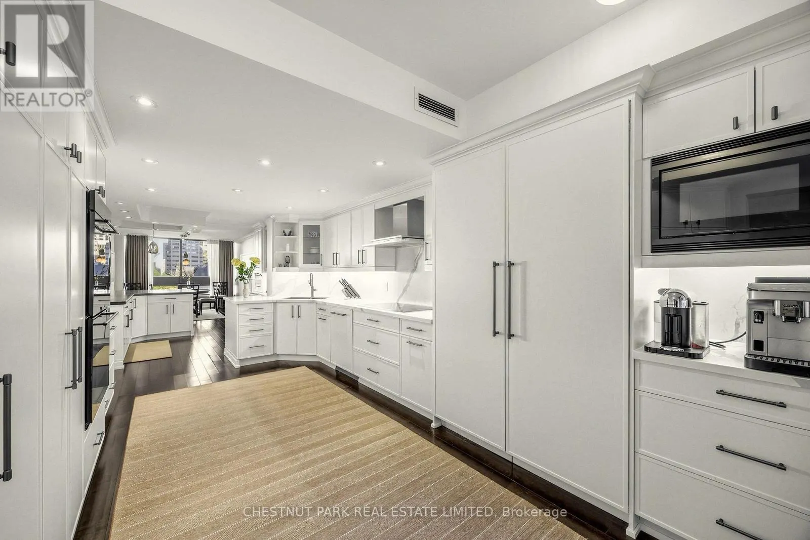 903 - 55 PRINCE ARTHUR AVENUE