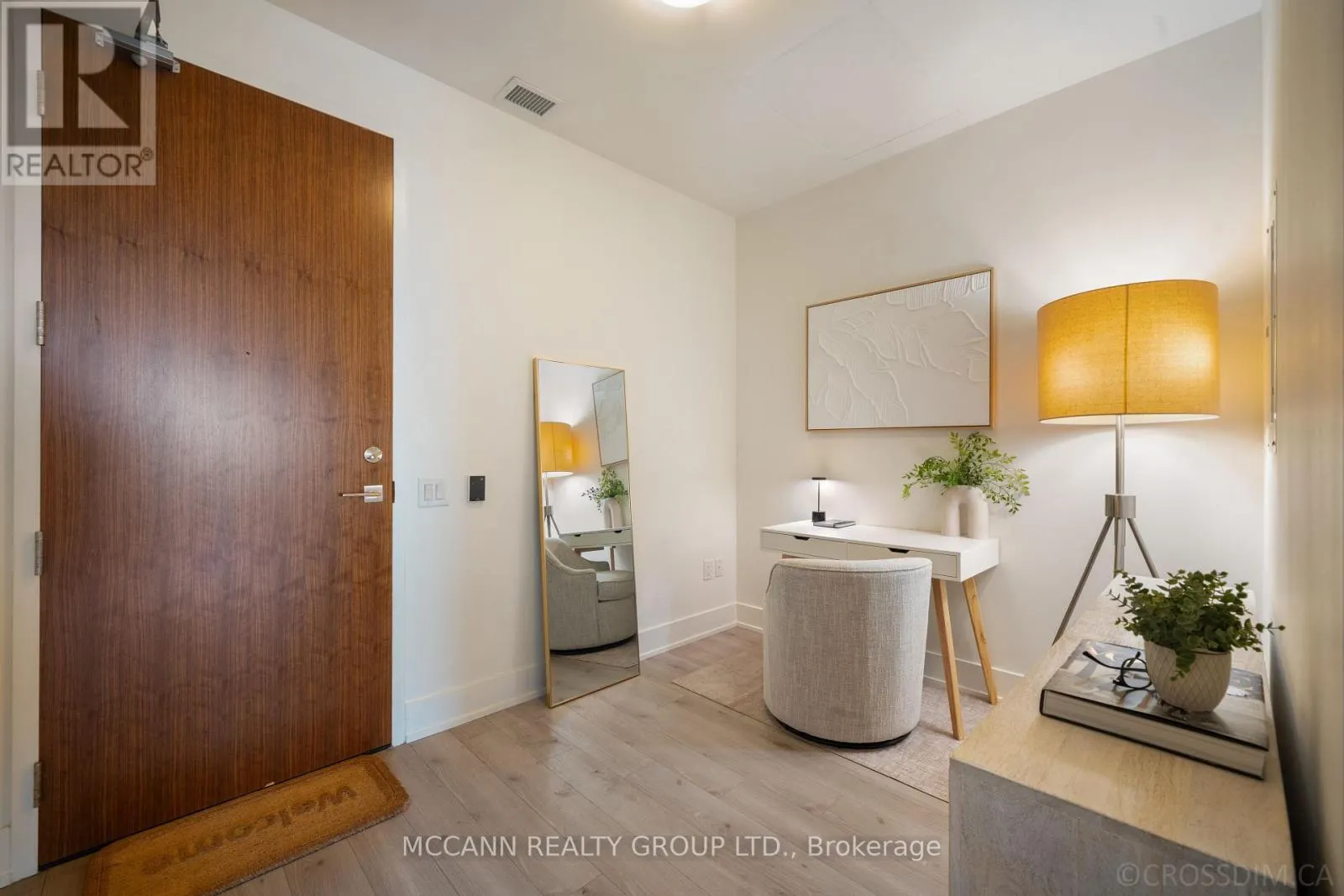 1602 - 111 ST CLAIR AVENUE W