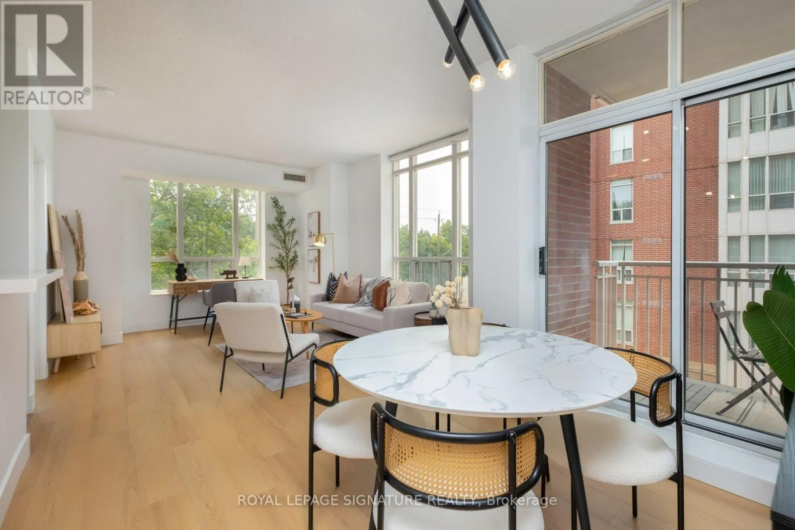 308 - 485 ROSEWELL AVENUE