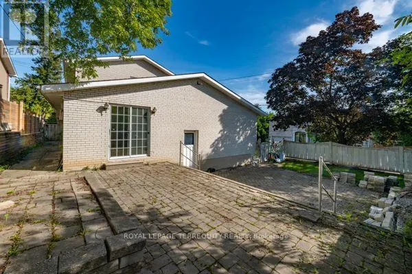 1 SNOWCREST AVENUE