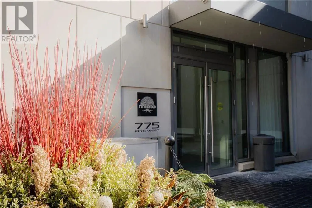 430 - 775 KING STREET W