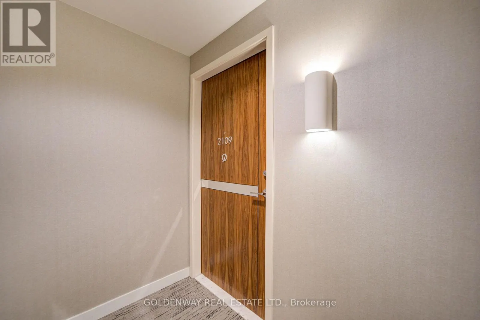 2109 - 85 MCMAHON DRIVE