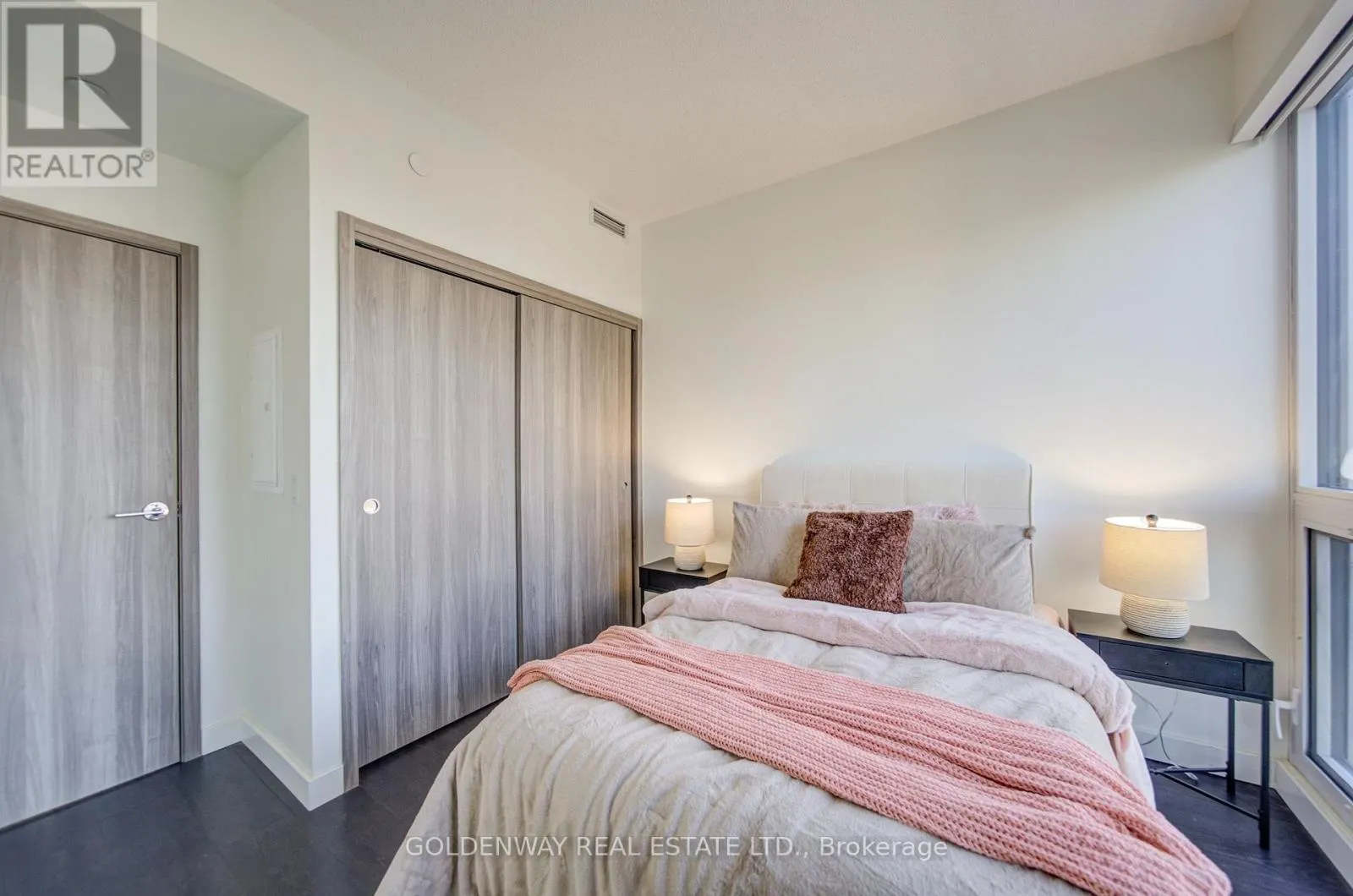 2109 - 85 MCMAHON DRIVE