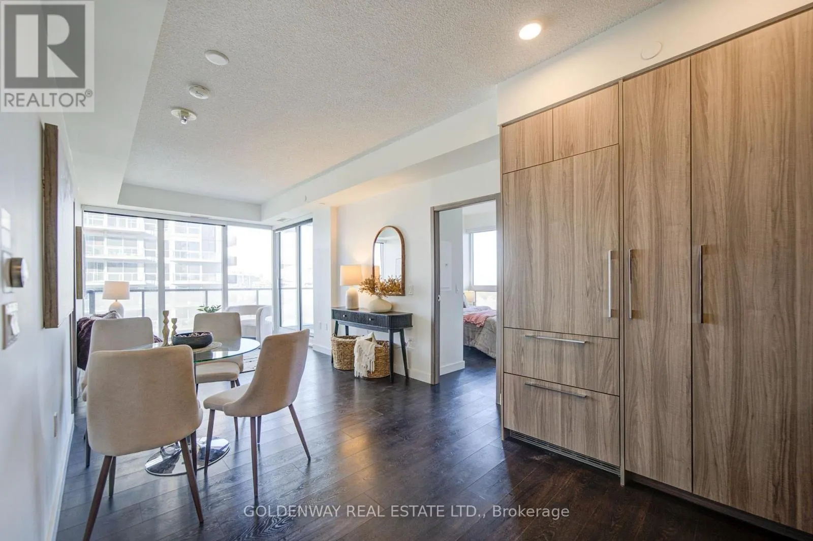 2109 - 85 MCMAHON DRIVE