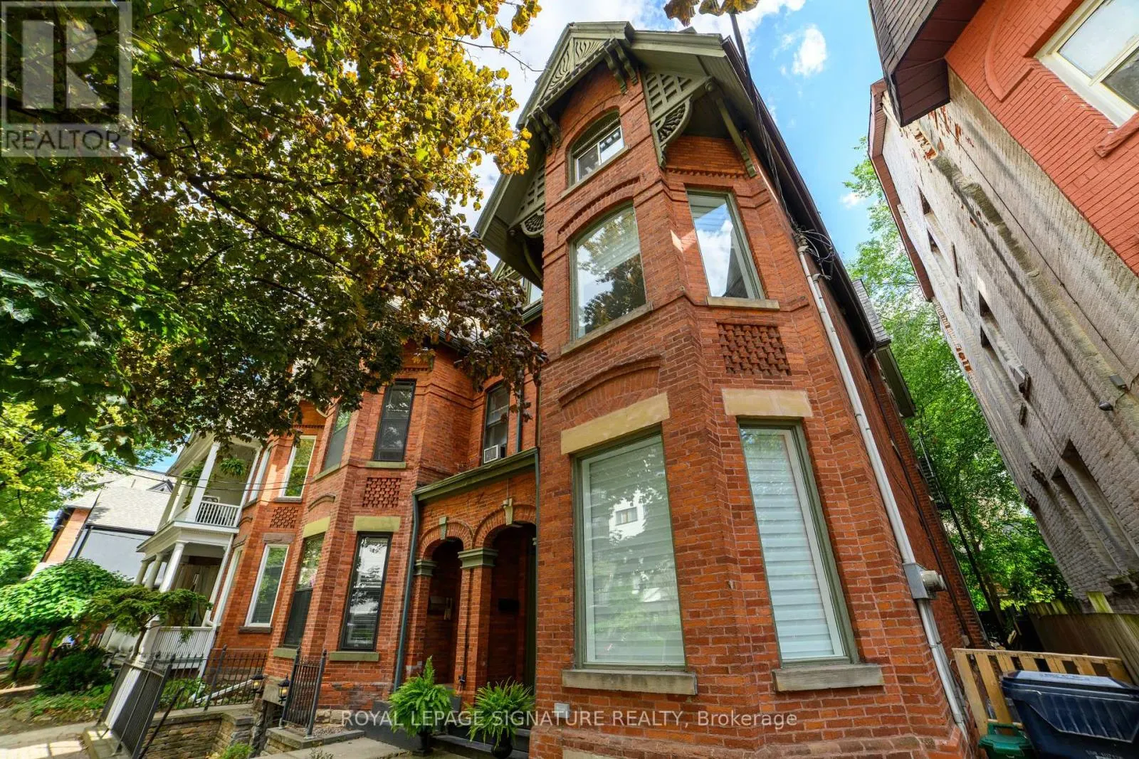MAIN - 103 GLOUCESTER STREET