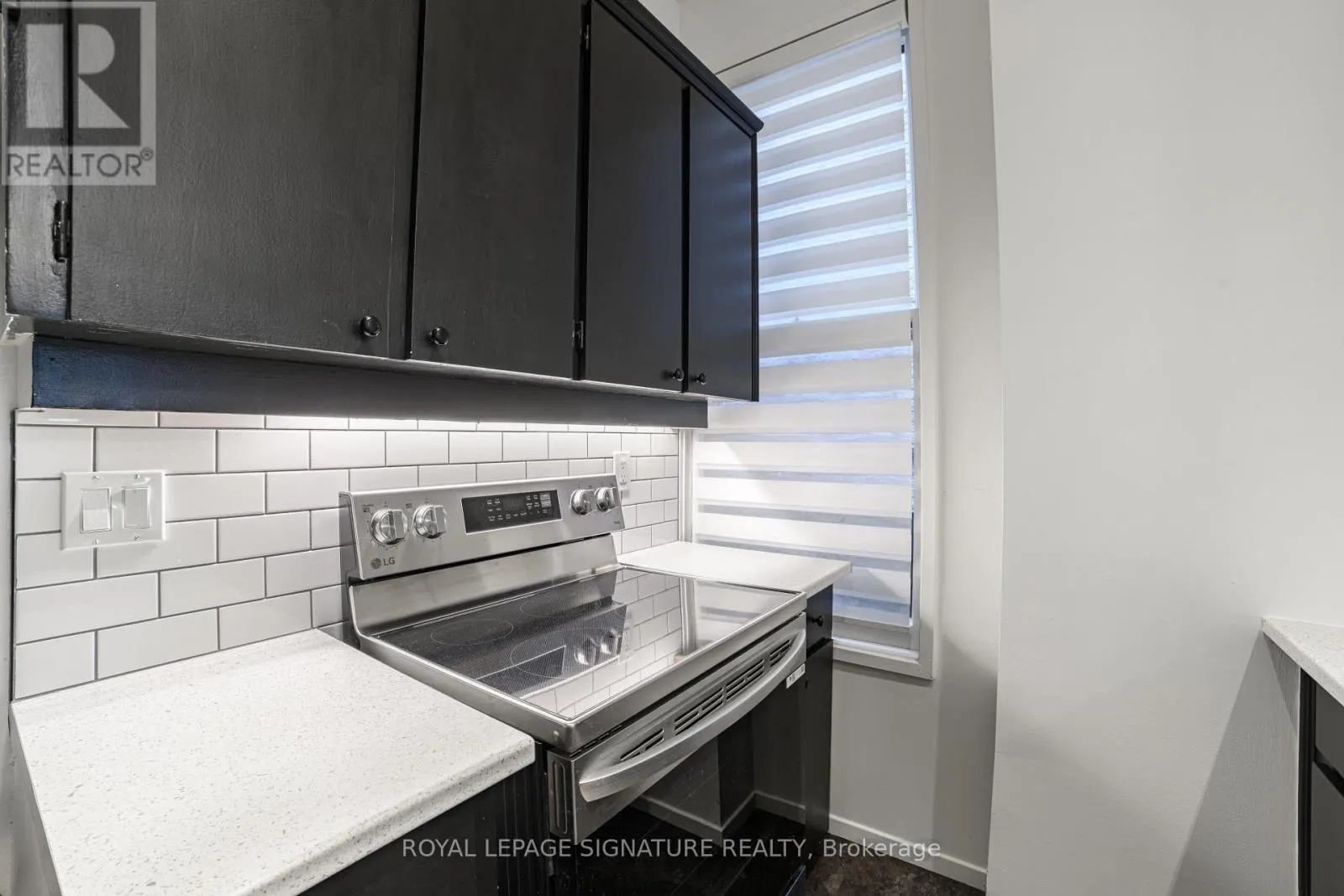 MAIN - 103 GLOUCESTER STREET