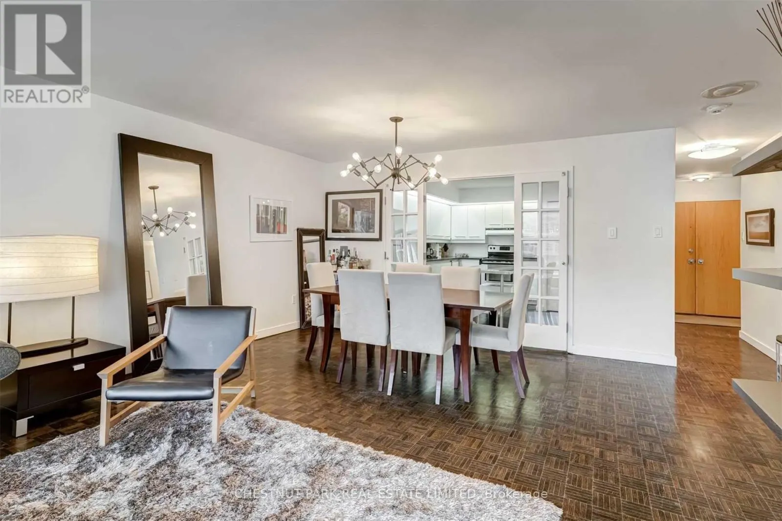 1206 - 110 BLOOR STREET W