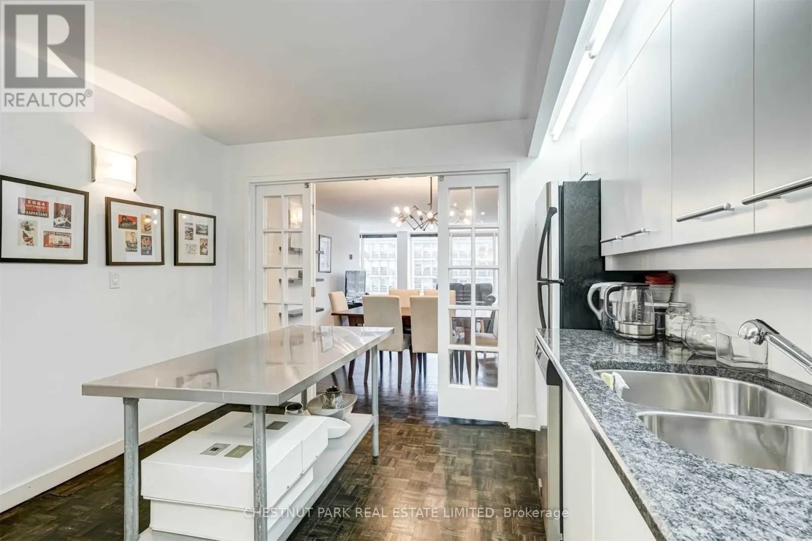 1206 - 110 BLOOR STREET W