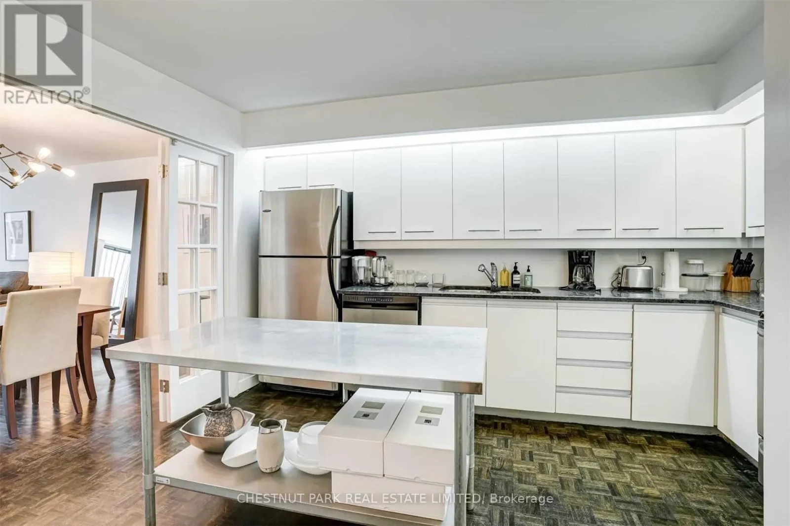 1206 - 110 BLOOR STREET W