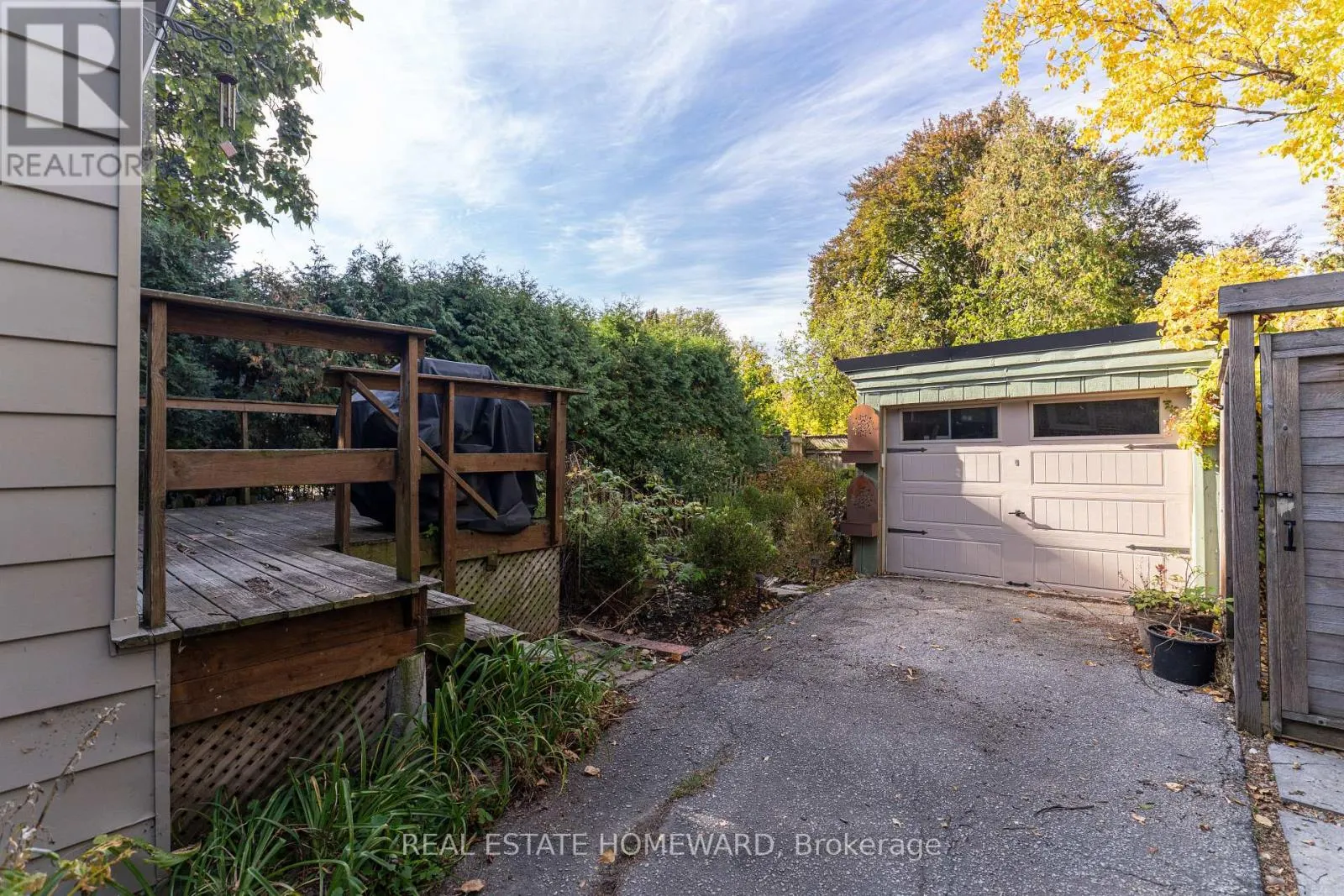 312 ROSEWELL AVENUE