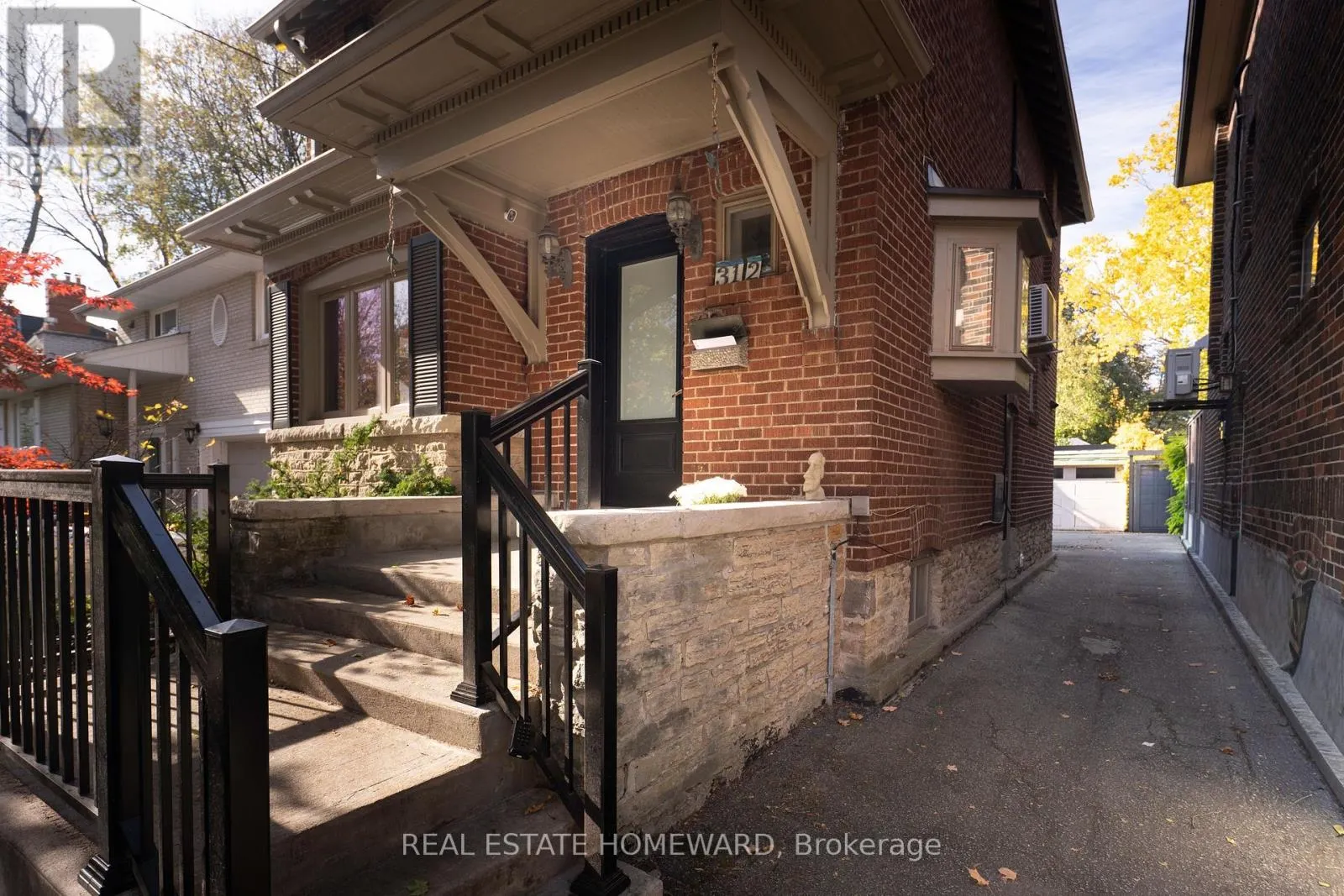 312 ROSEWELL AVENUE