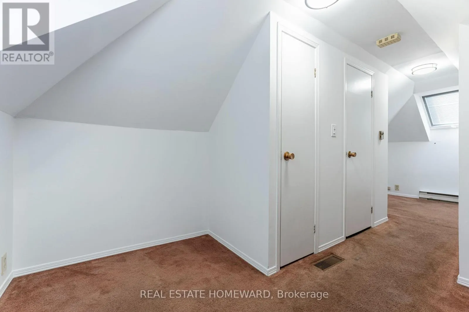 312 ROSEWELL AVENUE