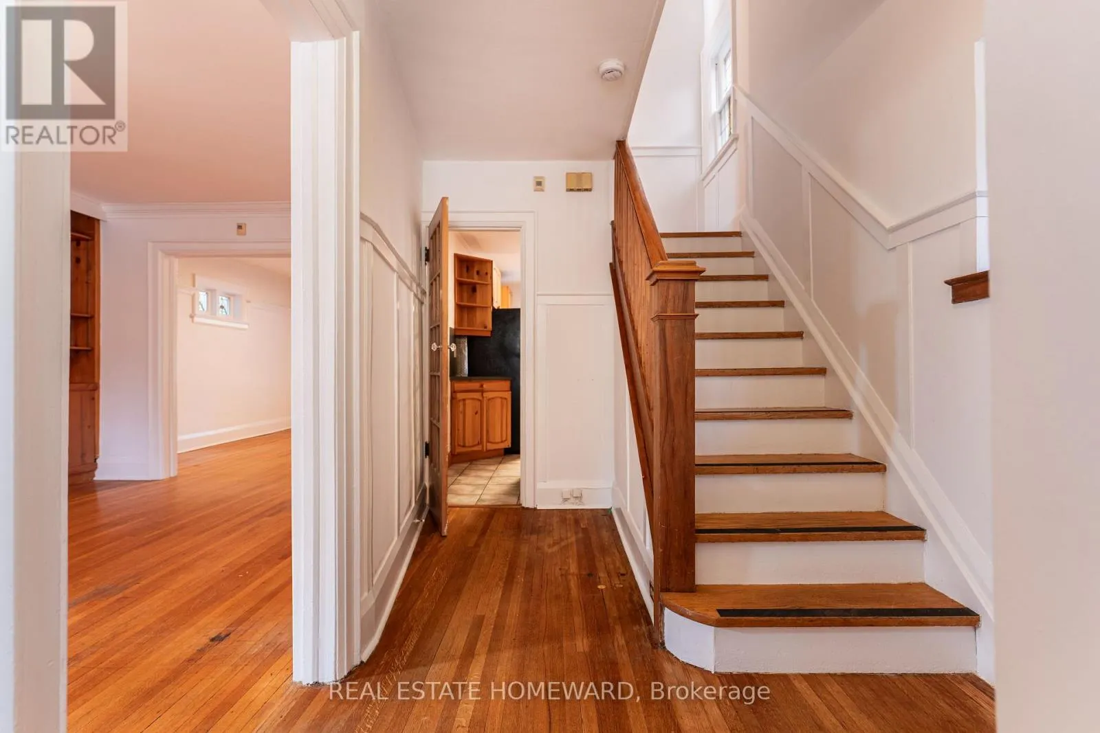 312 ROSEWELL AVENUE