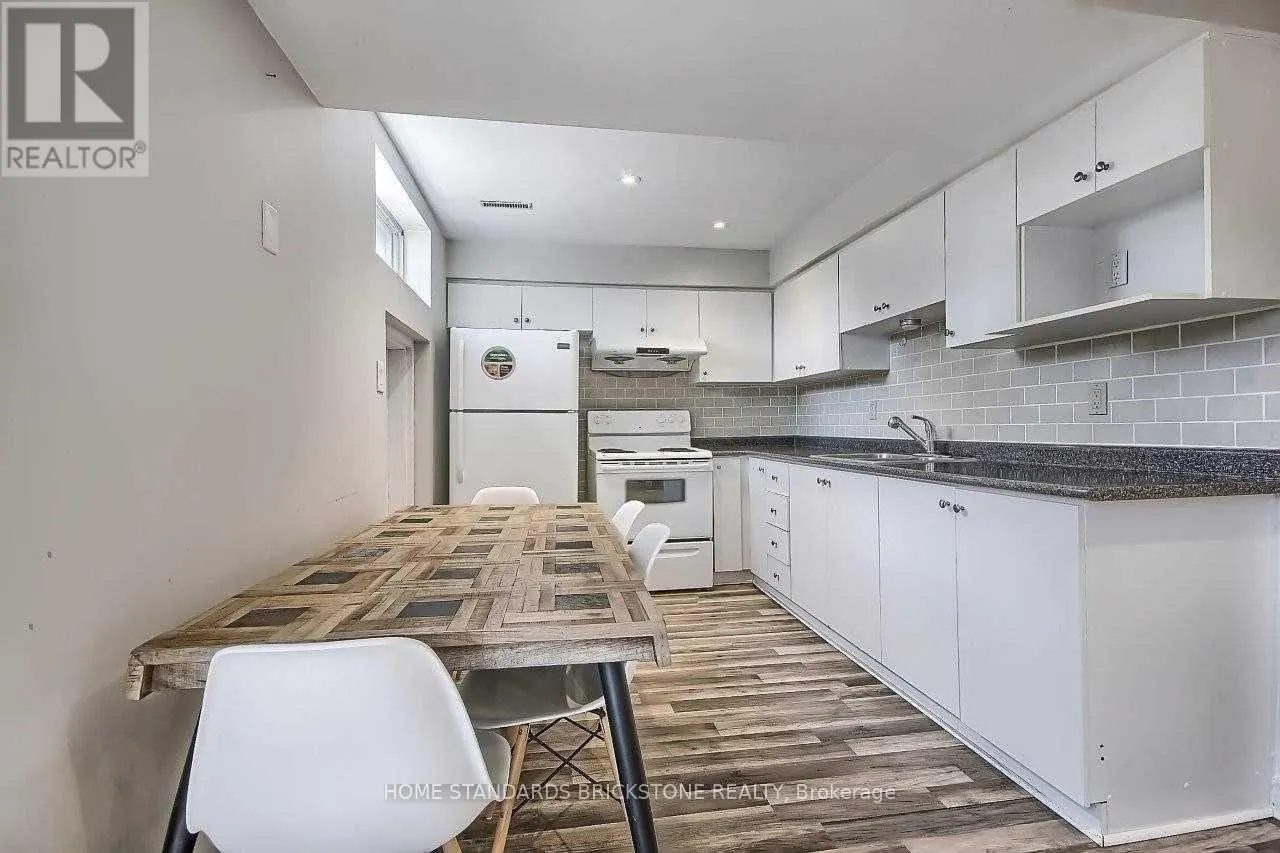 121 JAMES GRAY DRIVE