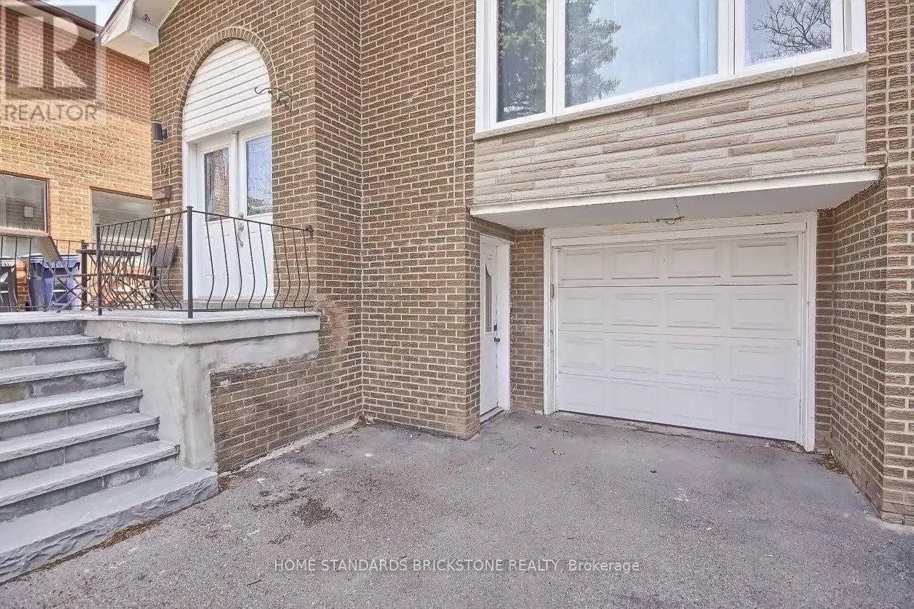 121 JAMES GRAY DRIVE