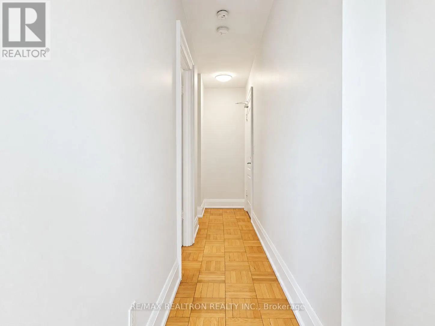 322 - 398 AVENUE ROAD