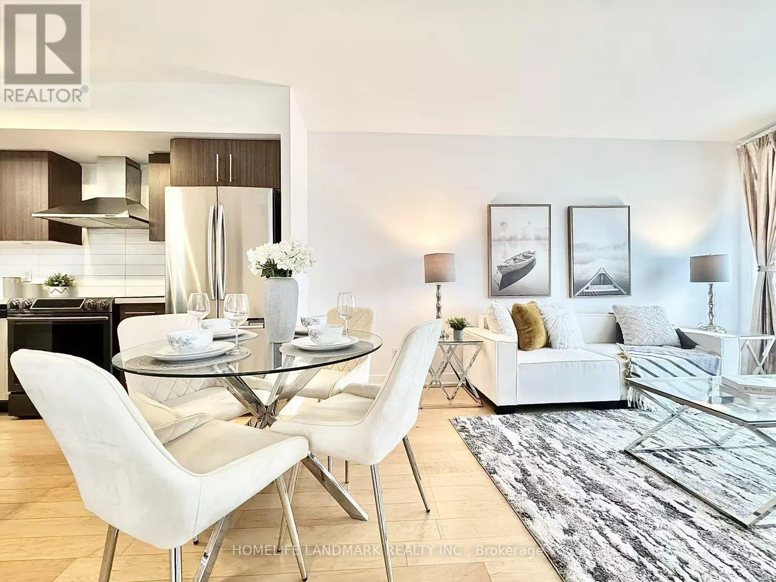 209 - 58 ORCHARD VIEW BOULEVARD