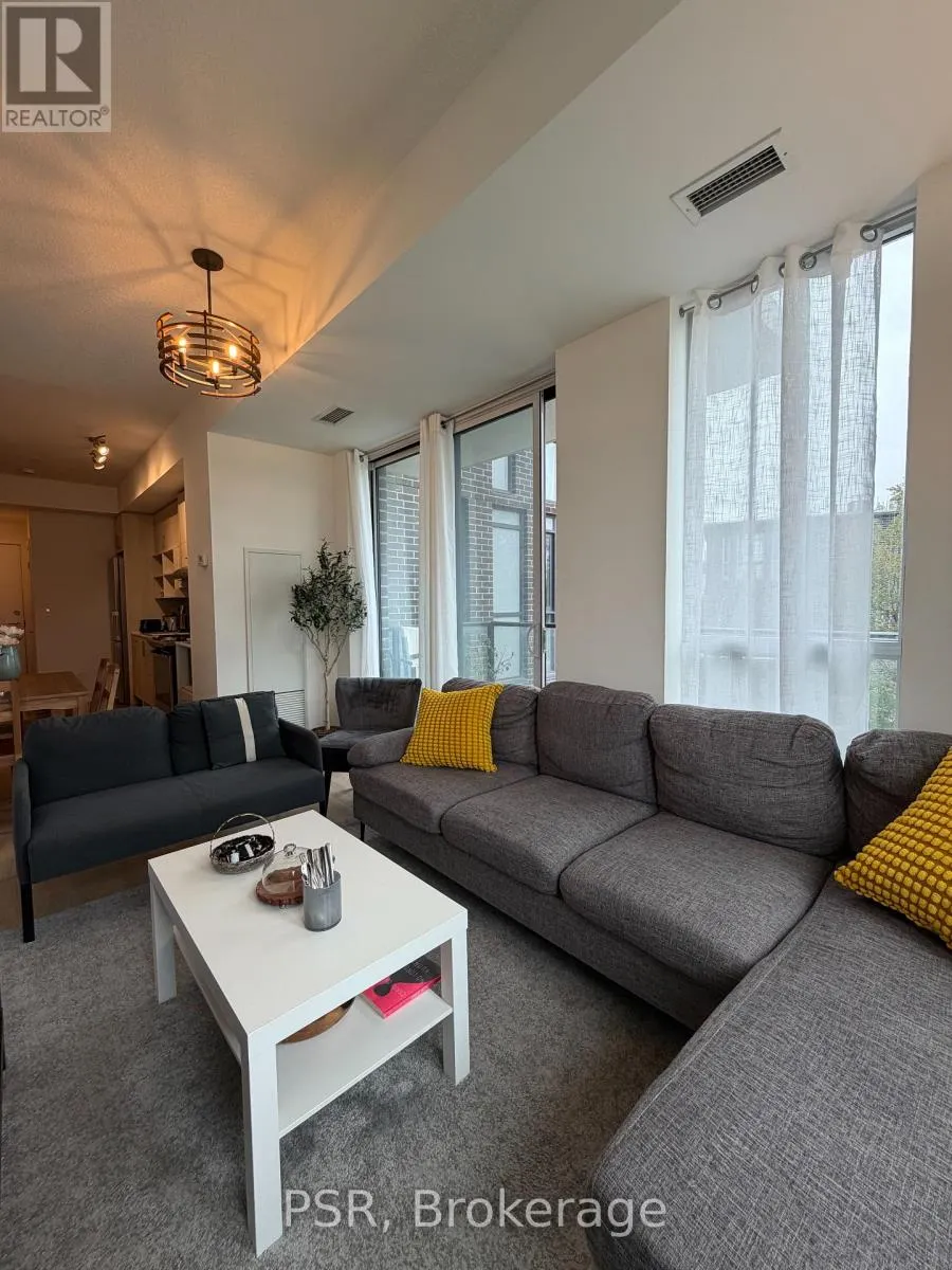 211 - 150 FAIRVIEW MALL DRIVE