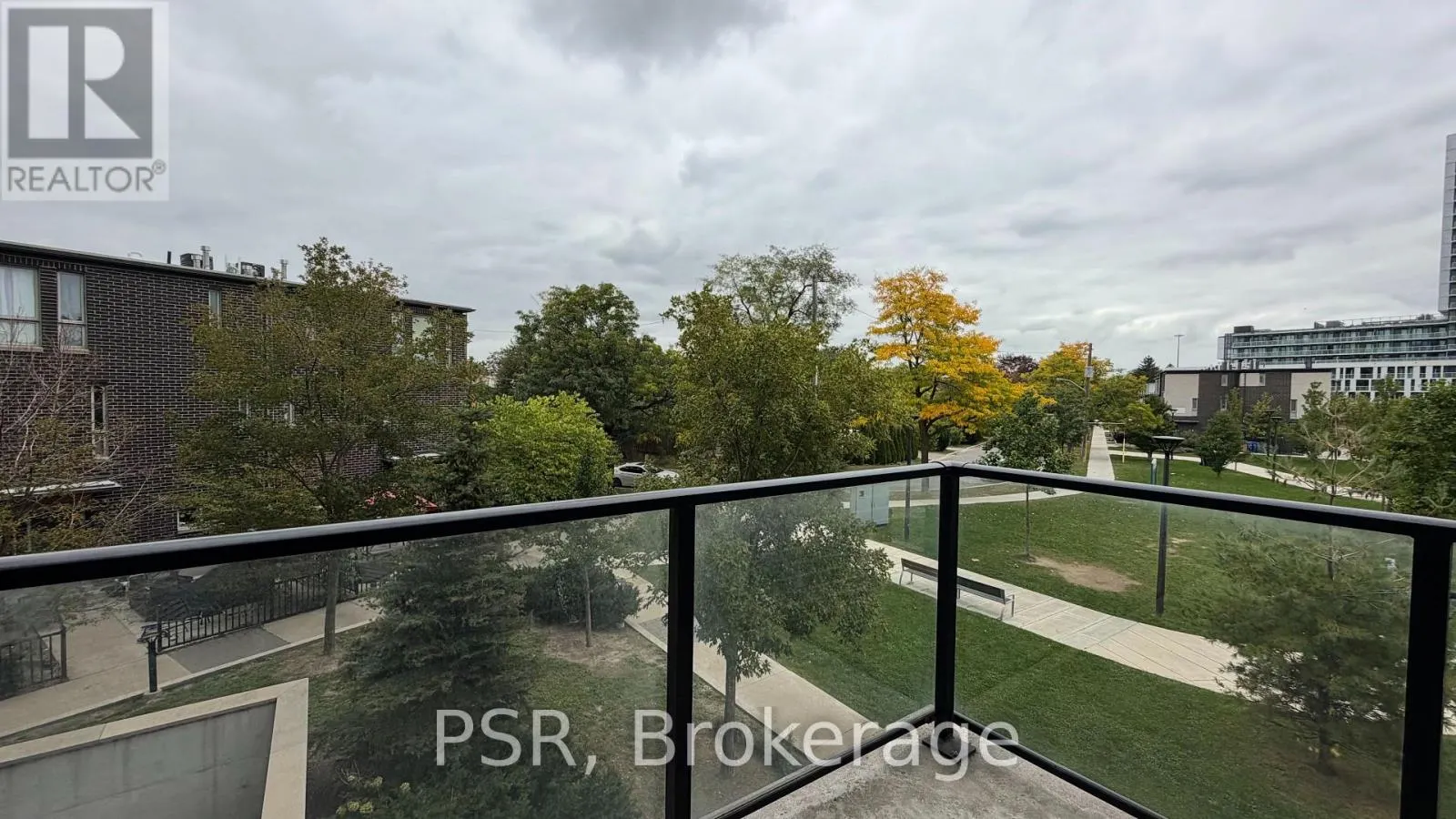 211 - 150 FAIRVIEW MALL DRIVE