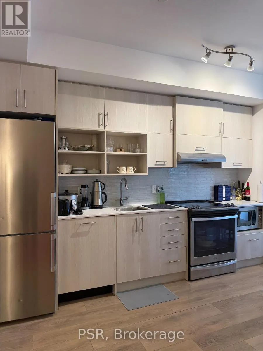 211 - 150 FAIRVIEW MALL DRIVE