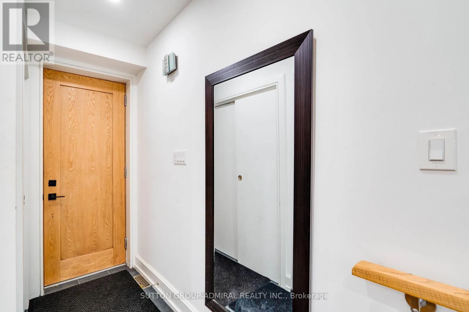 127 ORCHARD VIEW BOULEVARD