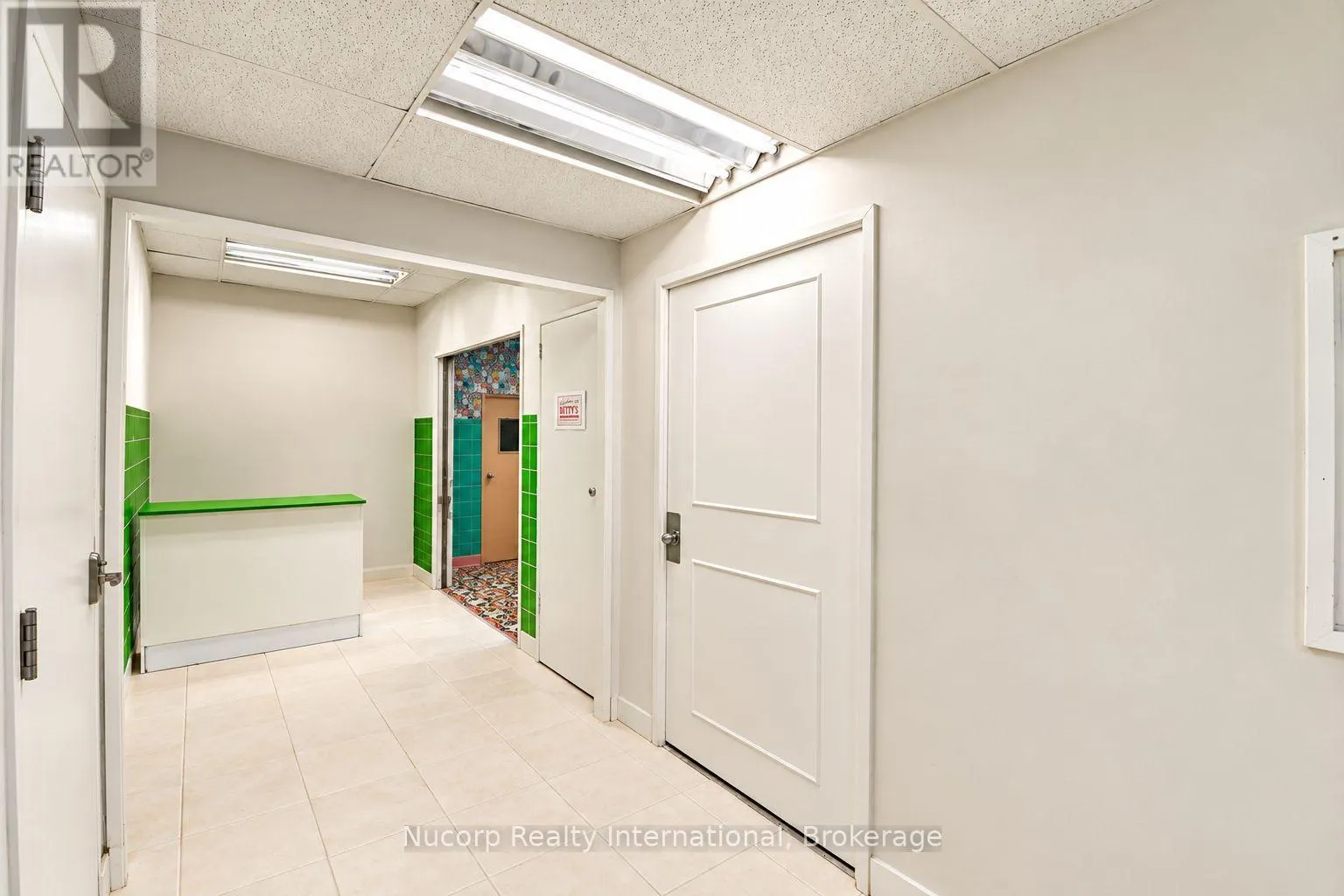 303 - 2045 DUFFERIN STREET