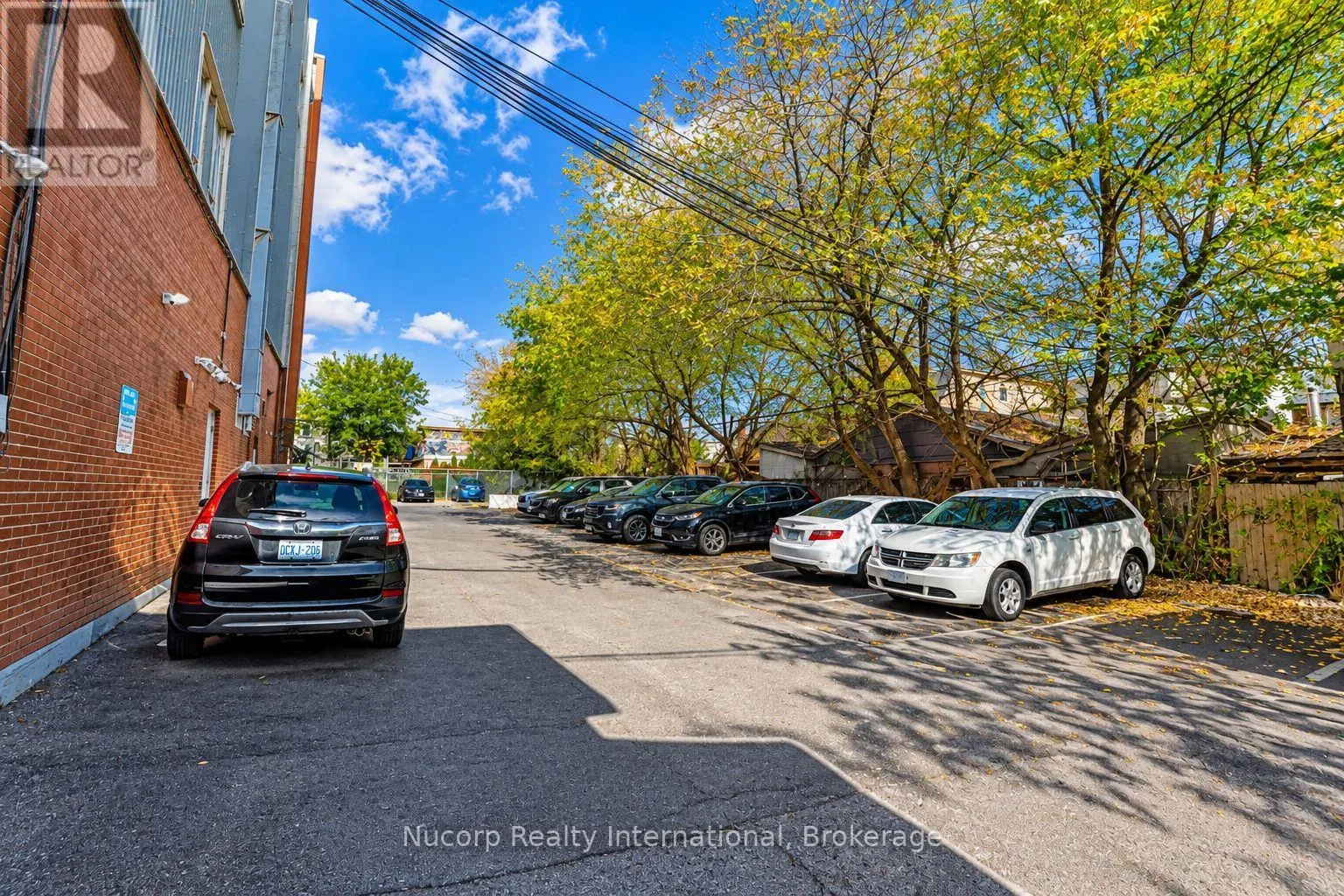 303 - 2045 DUFFERIN STREET