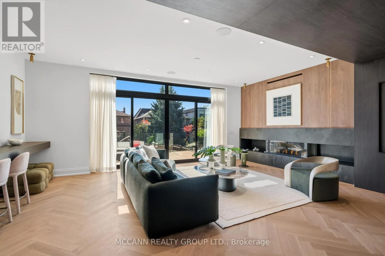403 MELROSE AVENUE