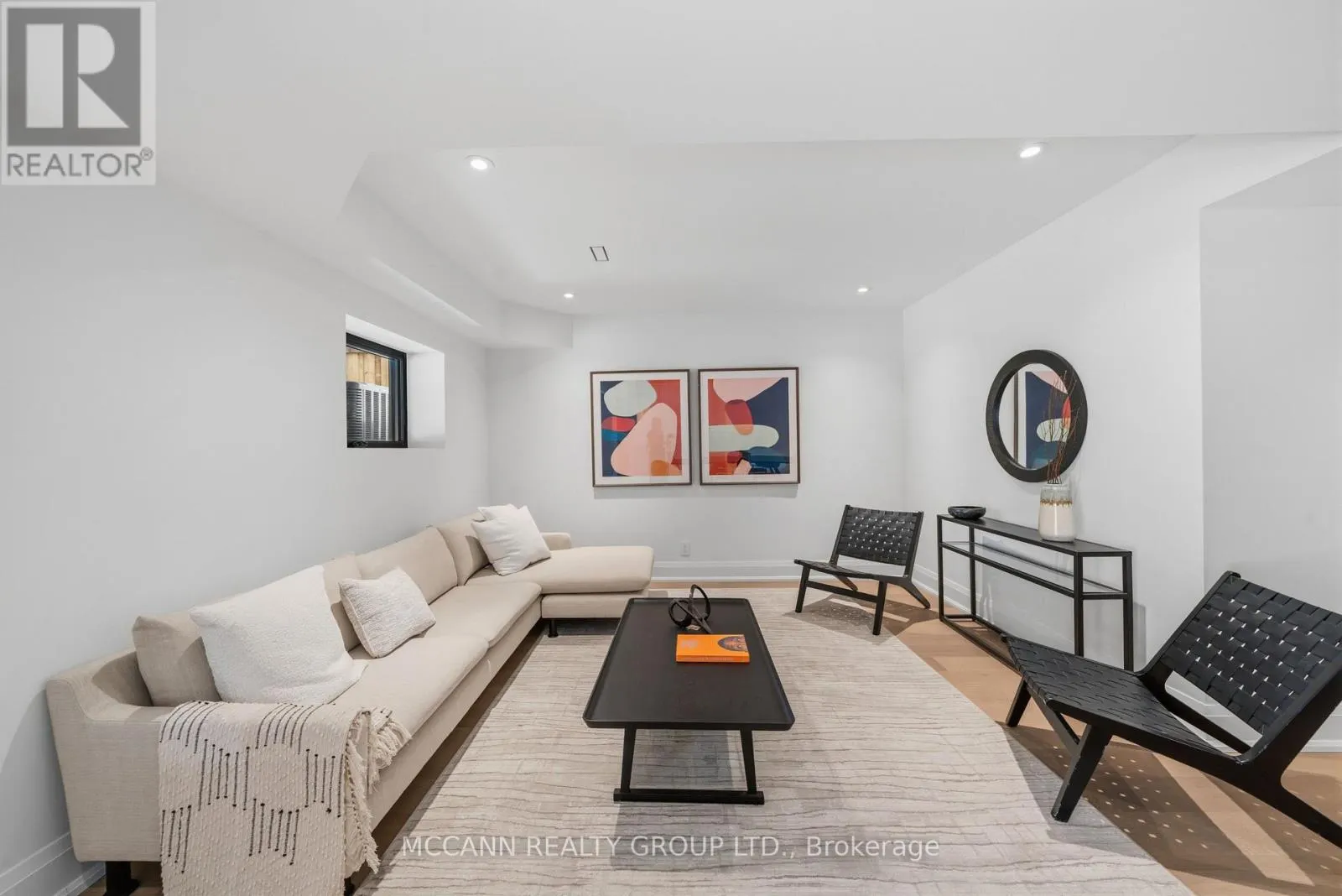 403 MELROSE AVENUE