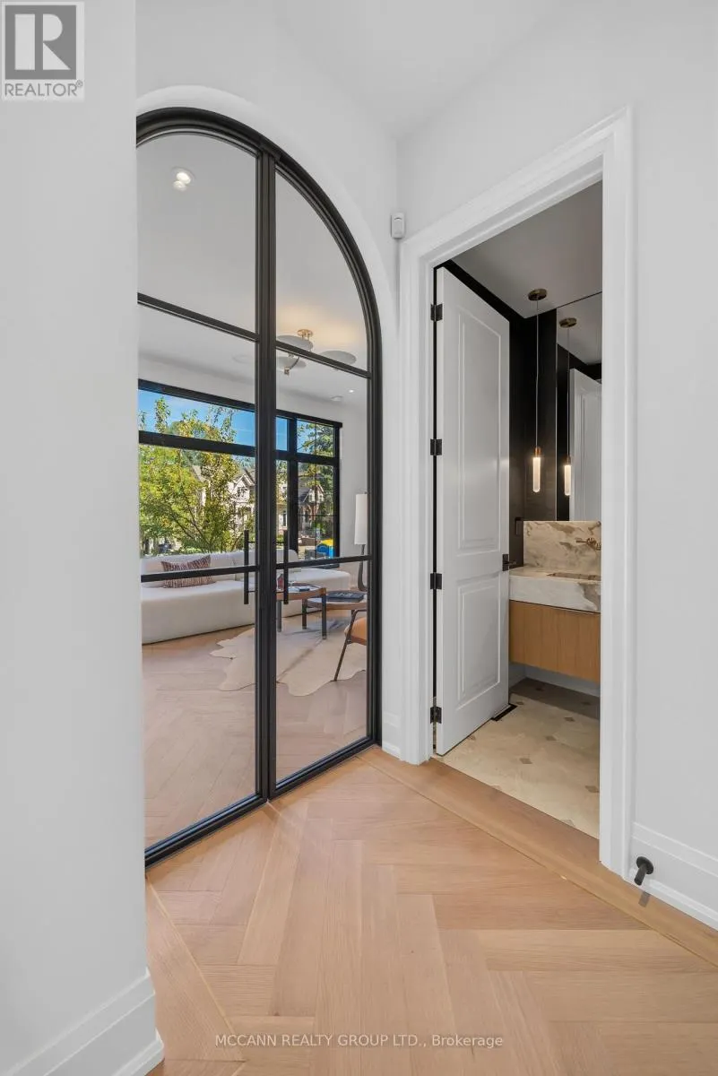 403 MELROSE AVENUE