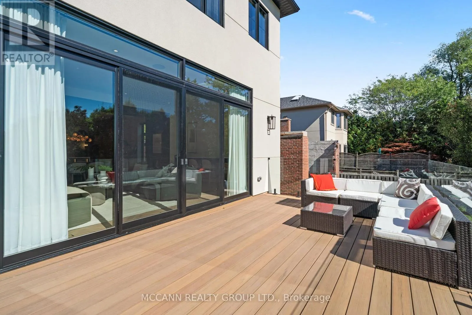 403 MELROSE AVENUE