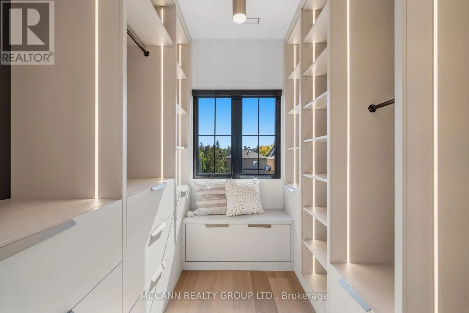 403 MELROSE AVENUE