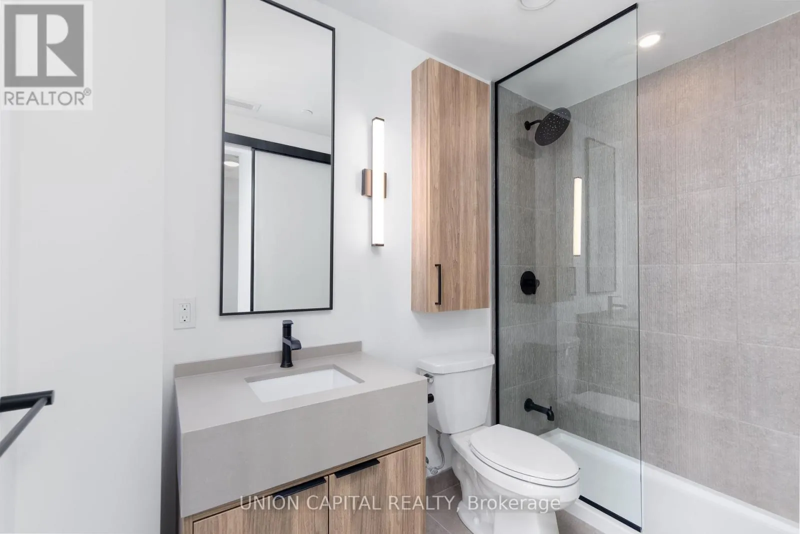 1802 - 91 MONTCLAIR AVENUE