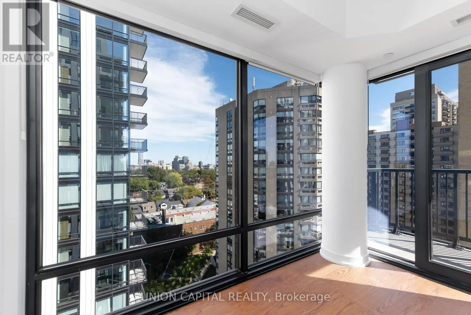 1802 - 91 MONTCLAIR AVENUE