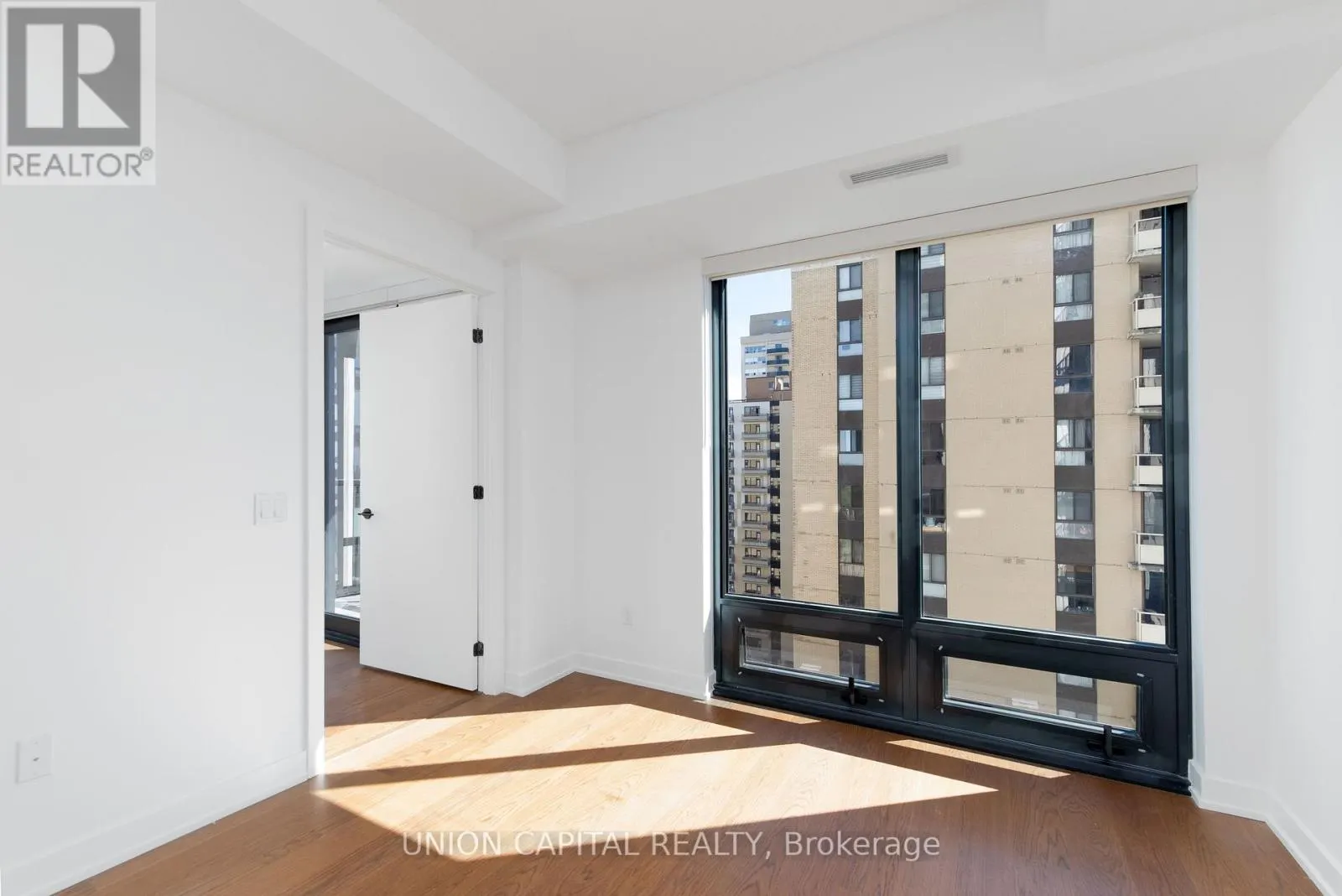 1802 - 91 MONTCLAIR AVENUE