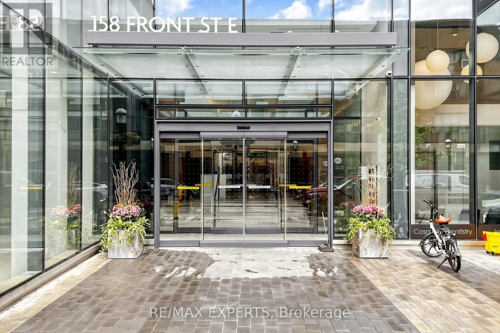 510 - 158 FRONT STREET