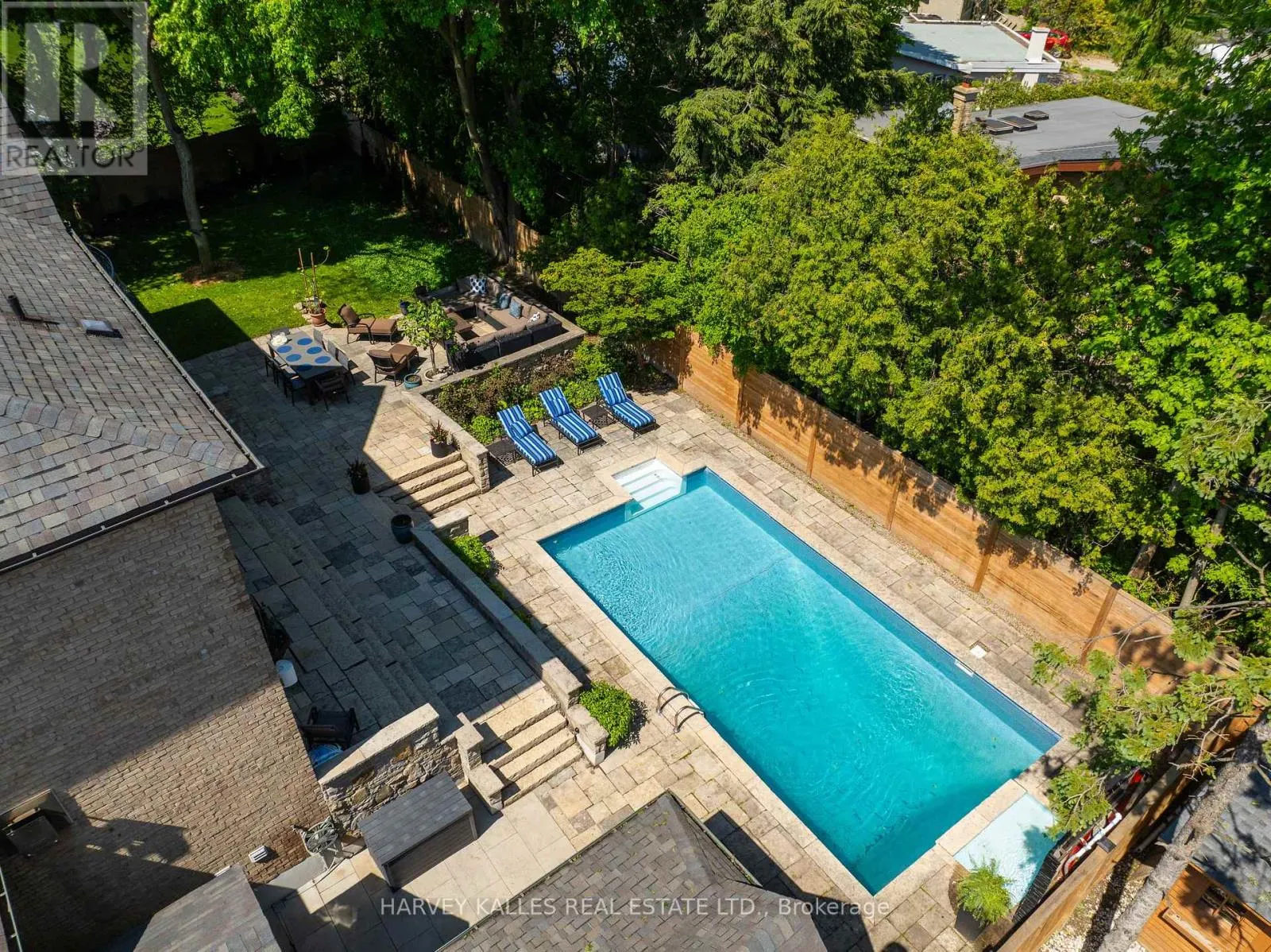 14 DENEWOOD CRESCENT