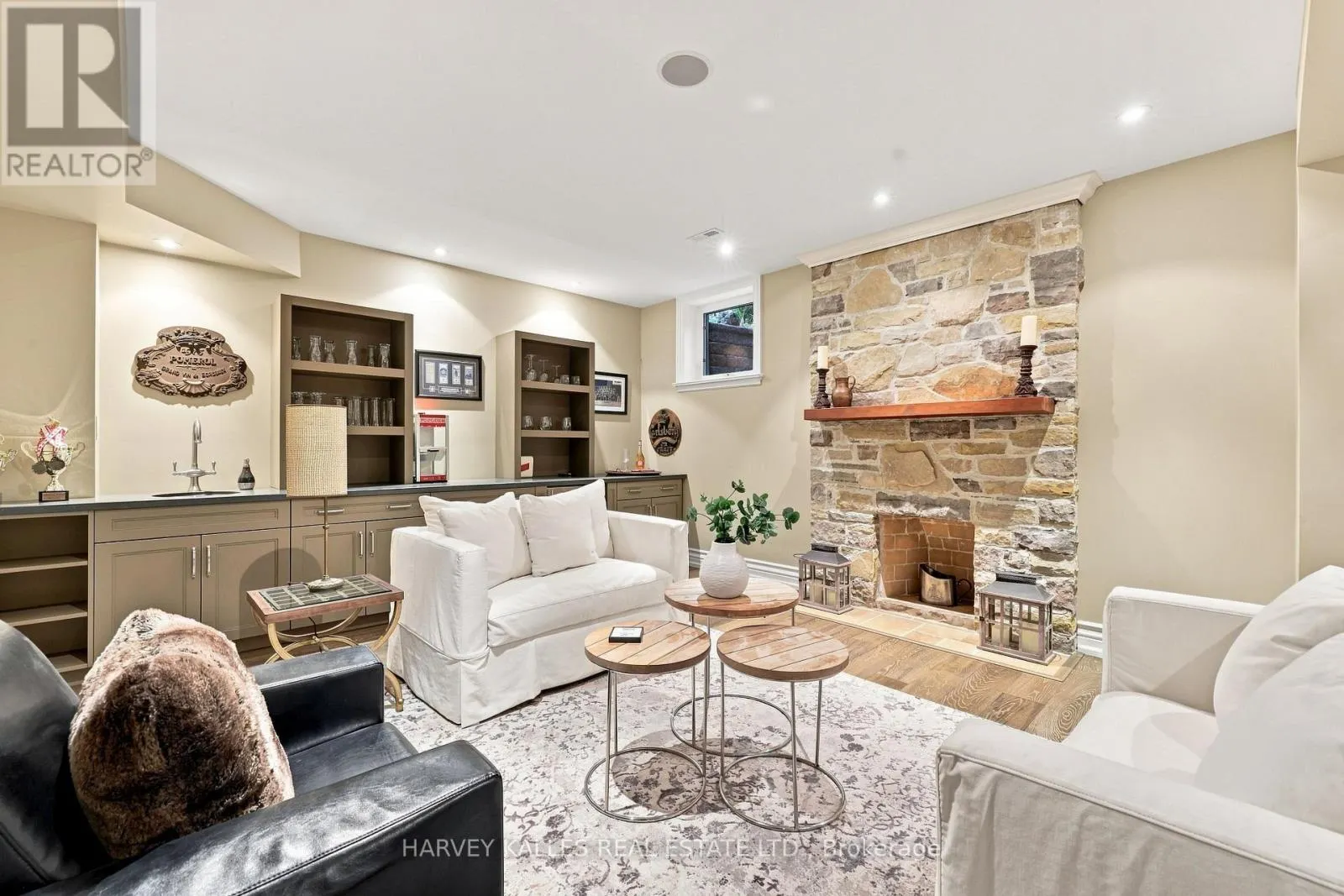 14 DENEWOOD CRESCENT