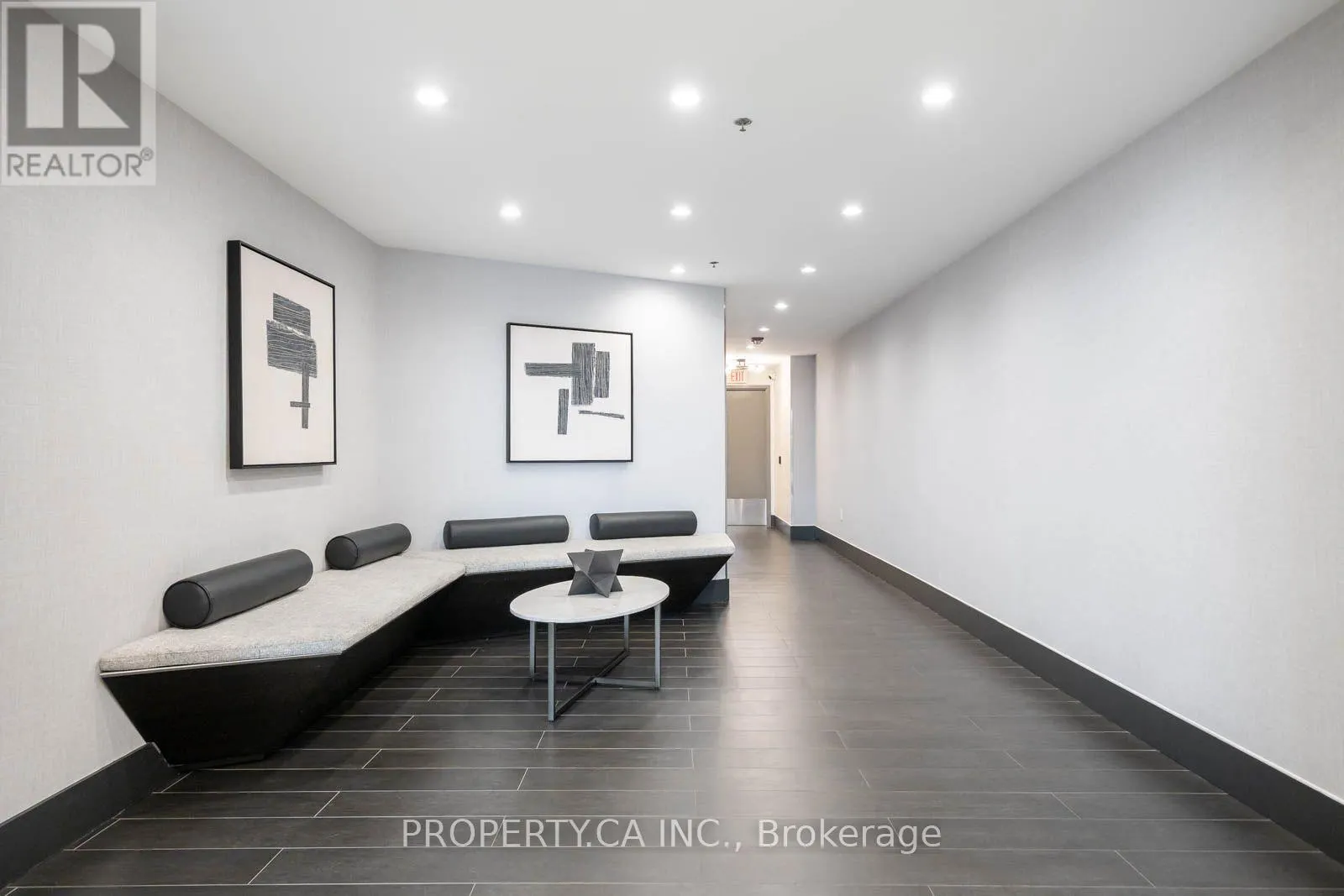 506 - 90 TRINITY STREET