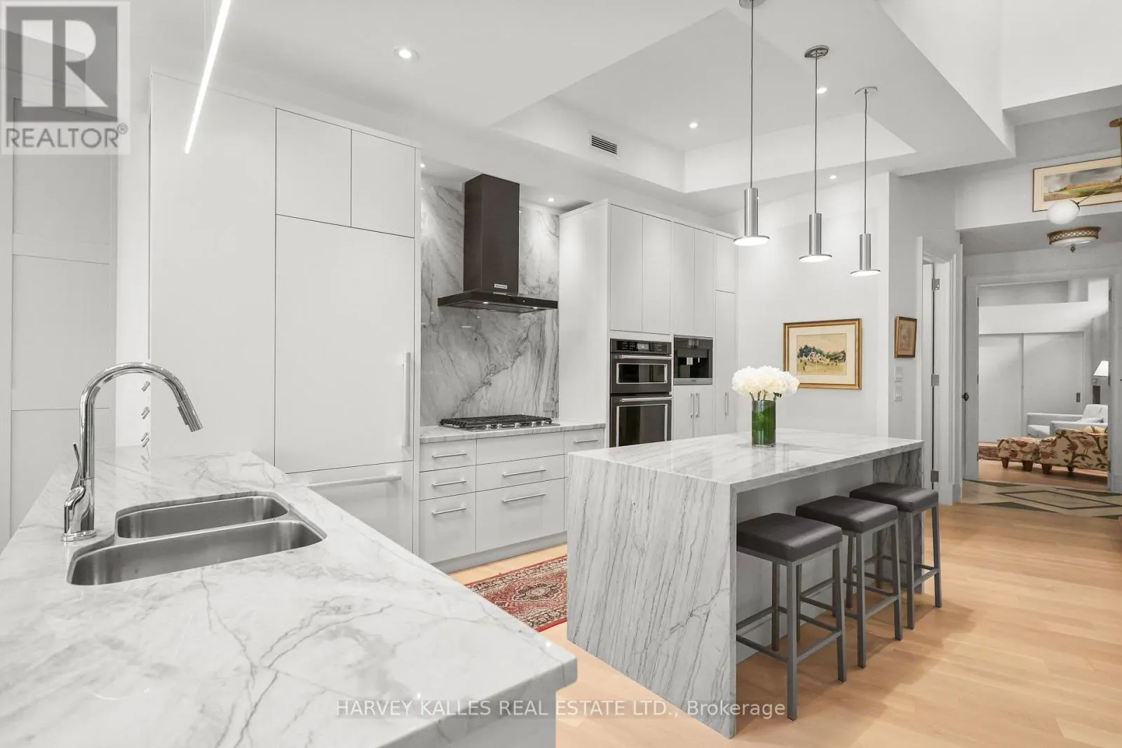 201 - 295 DAVENPORT ROAD