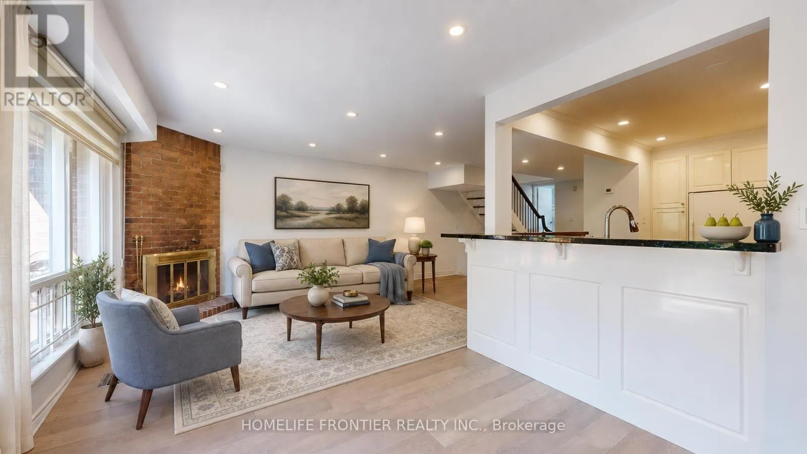 74 FLAMING ROSEWAY